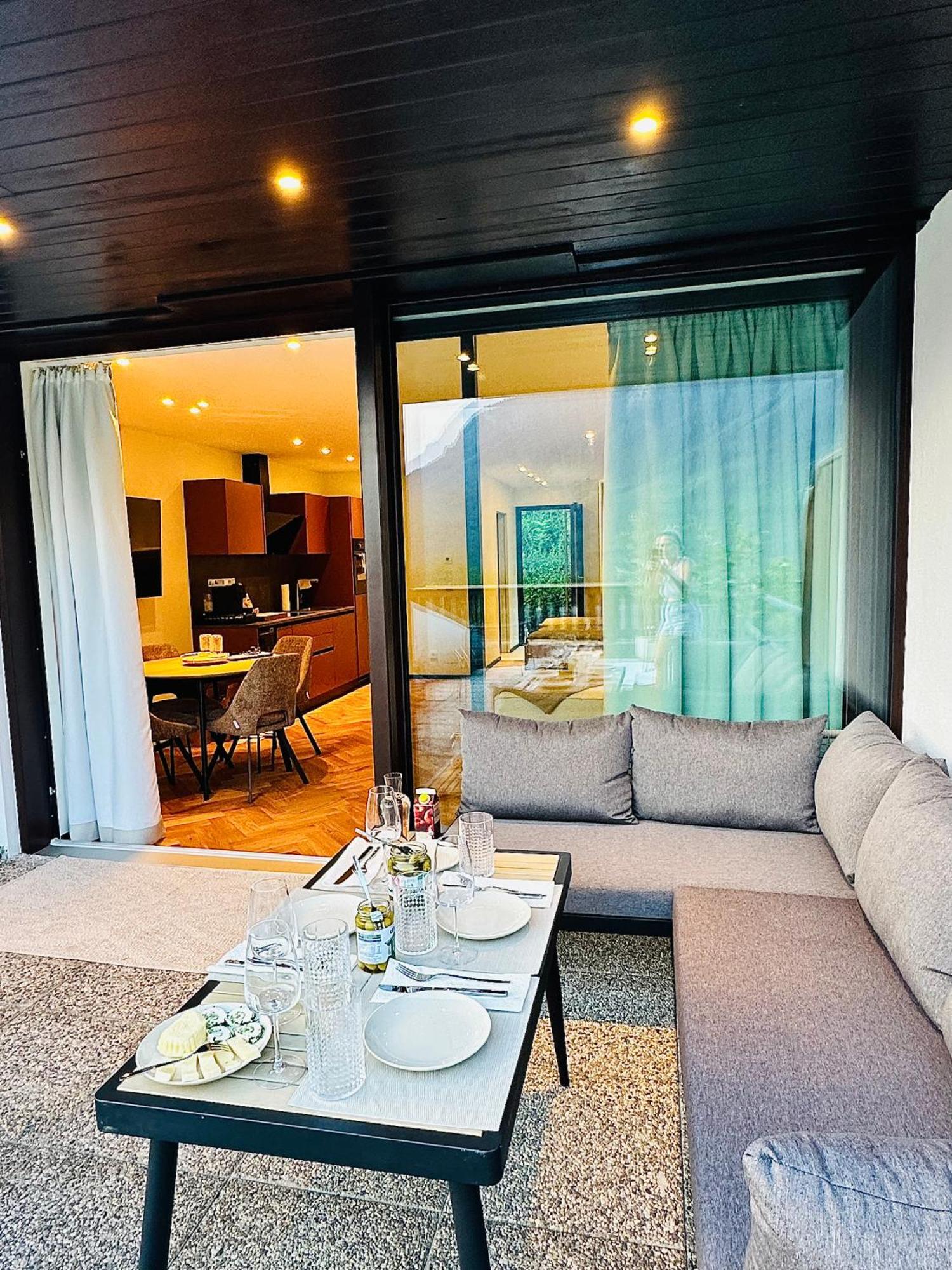 Das Alpenzeit Appartement Mit Just Private Terrasse (Adults Only) Bad Aussee Exteriér fotografie